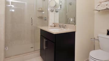 Shower, free toiletries, hair dryer, bathrobes