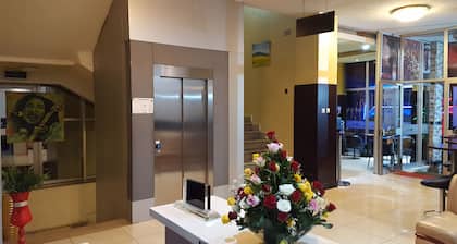 Trinity Hotel