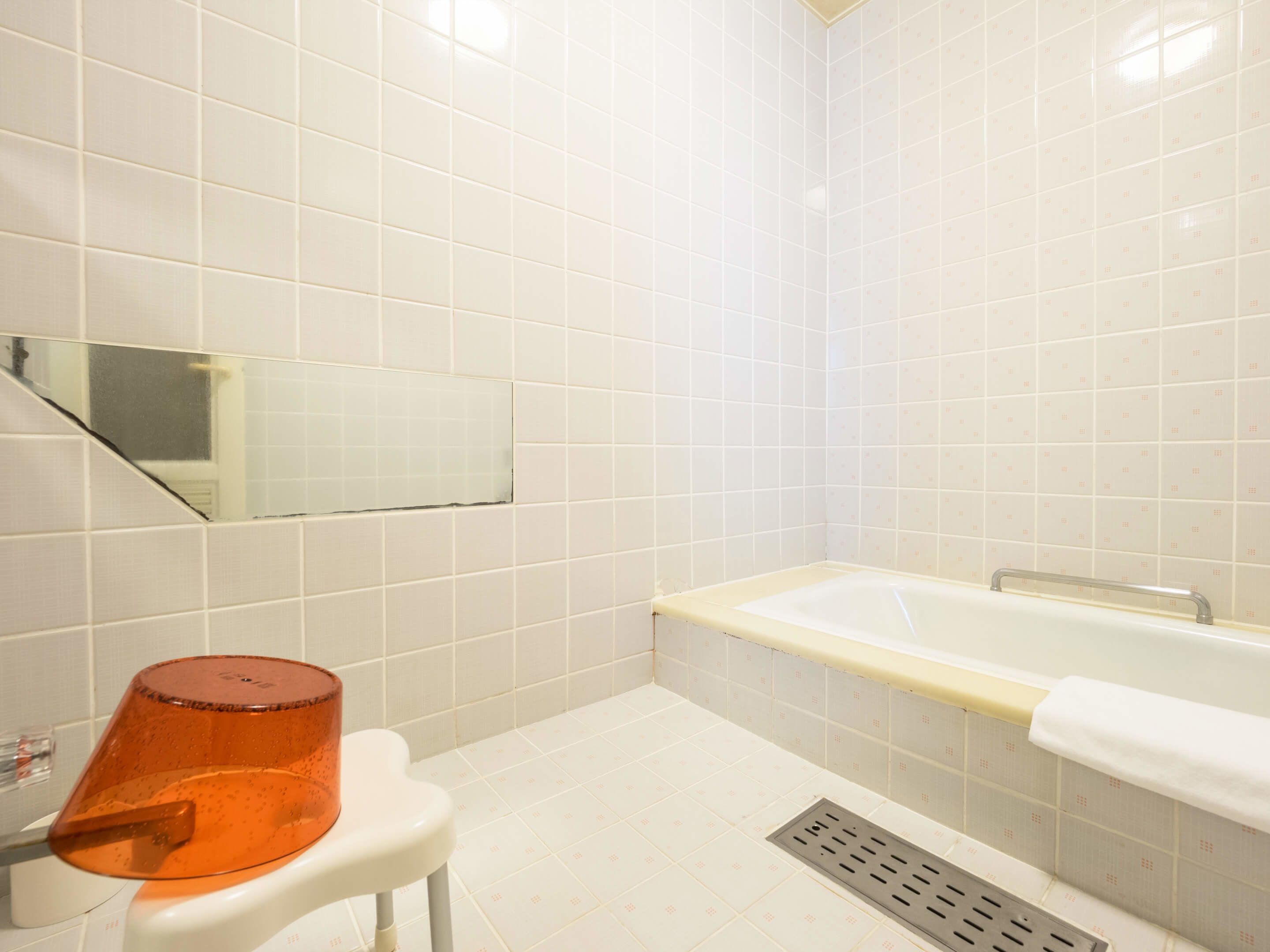 single room – smoking | bathroom | separate bathtub and shower, free toiletries, hair dryer, slippers