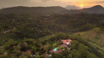 Façade de l’hébergement - soirée/nuit