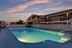 Piscine extérieure