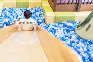 Children’s play area – indoor