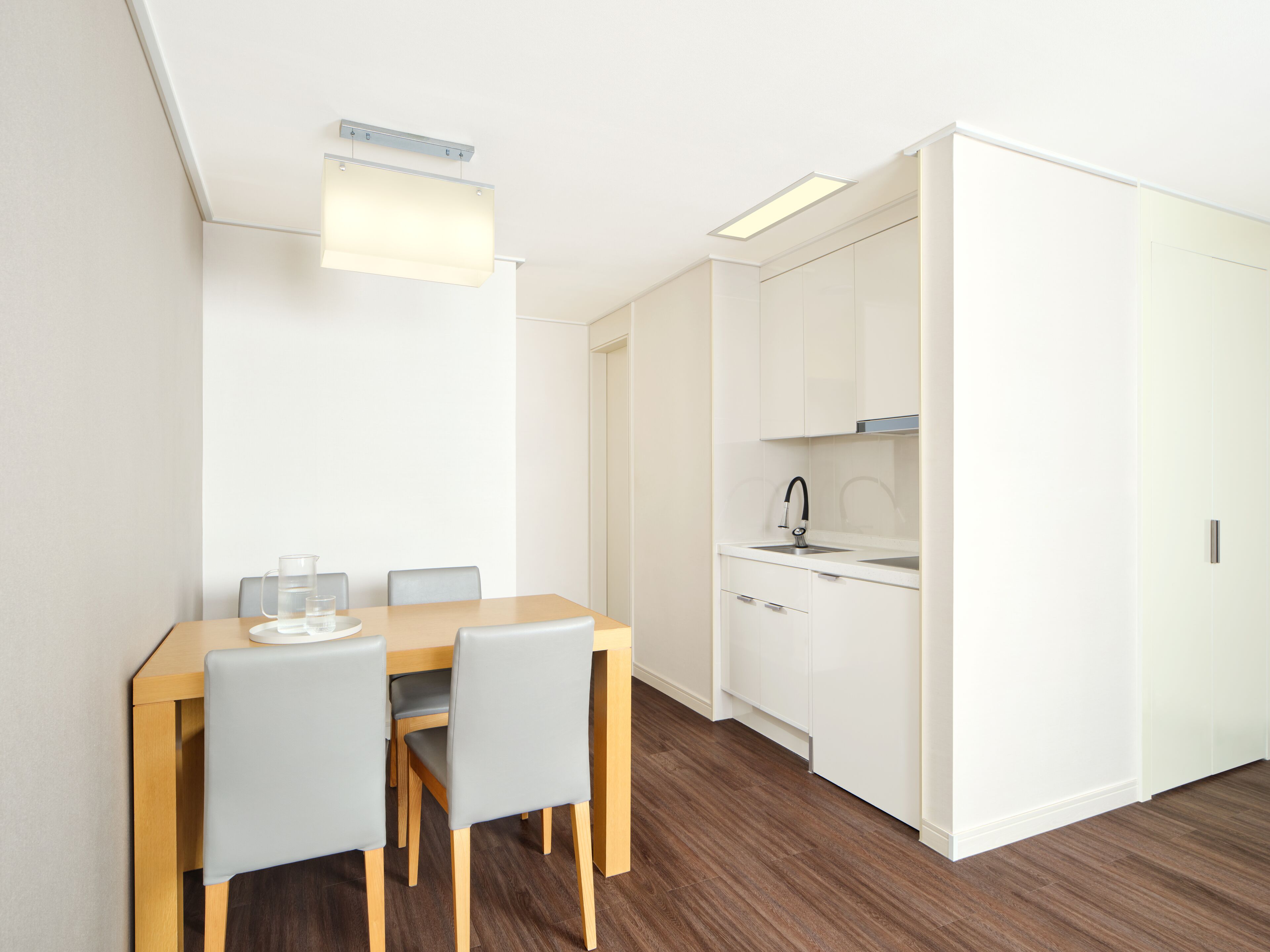 deluxe room | private kitchen | fridge, electric kettle, rice cooker, cookware/dishes/utensils