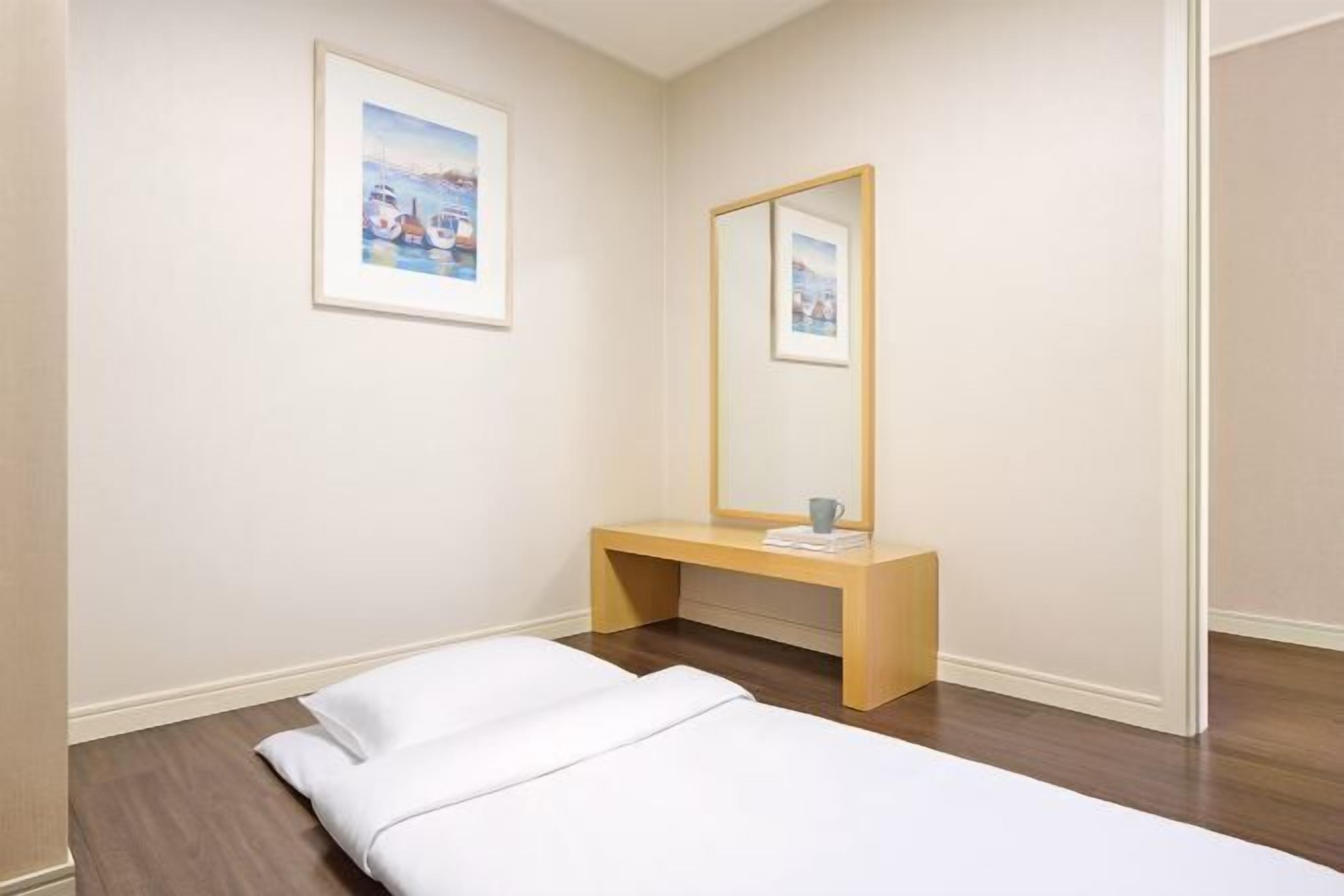 Wi-fi (inkludert) og sengetøy