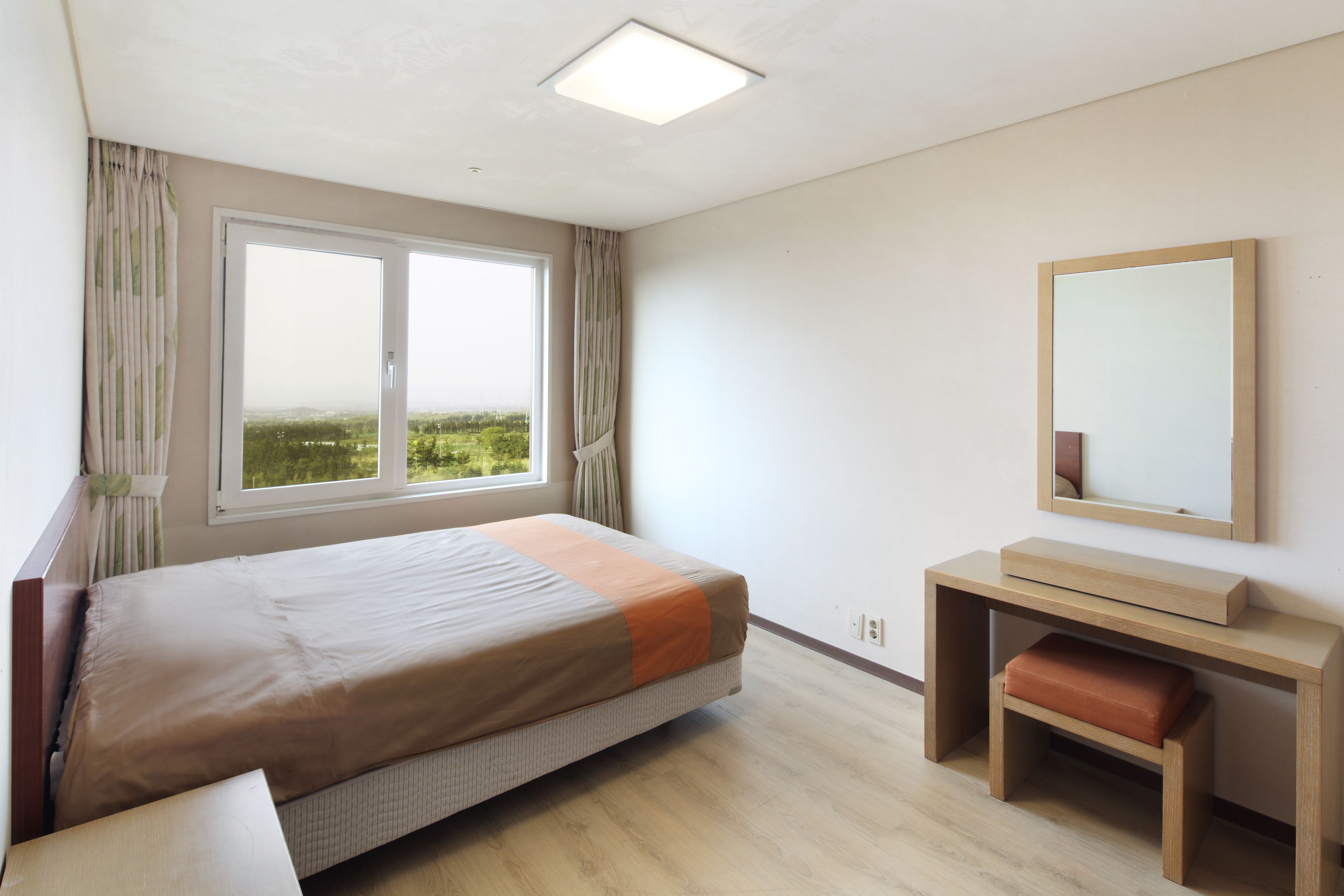 soundproofing, bed sheets