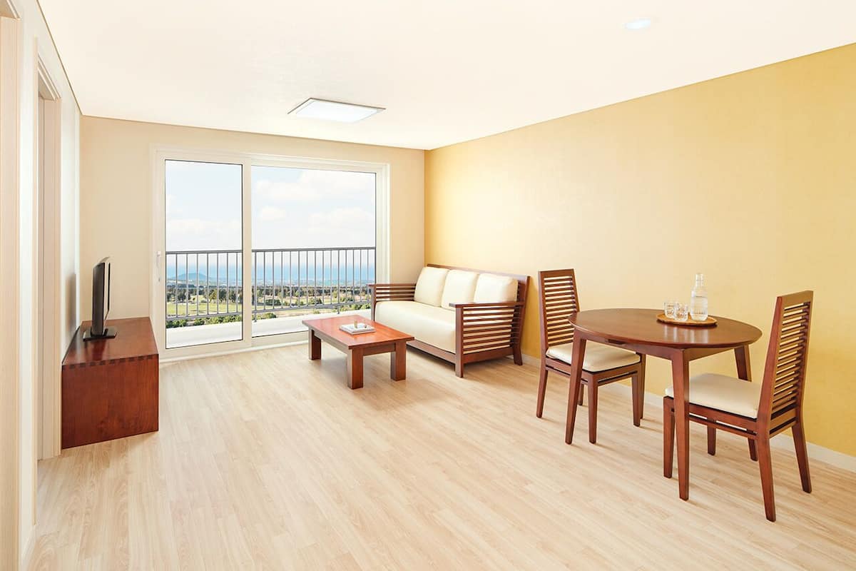 Deluxe-Zimmer (Hotel type, No kitchenette)