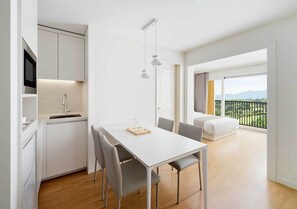 Ropa de cama de alta calidad, wifi gratis y ropa de cama 