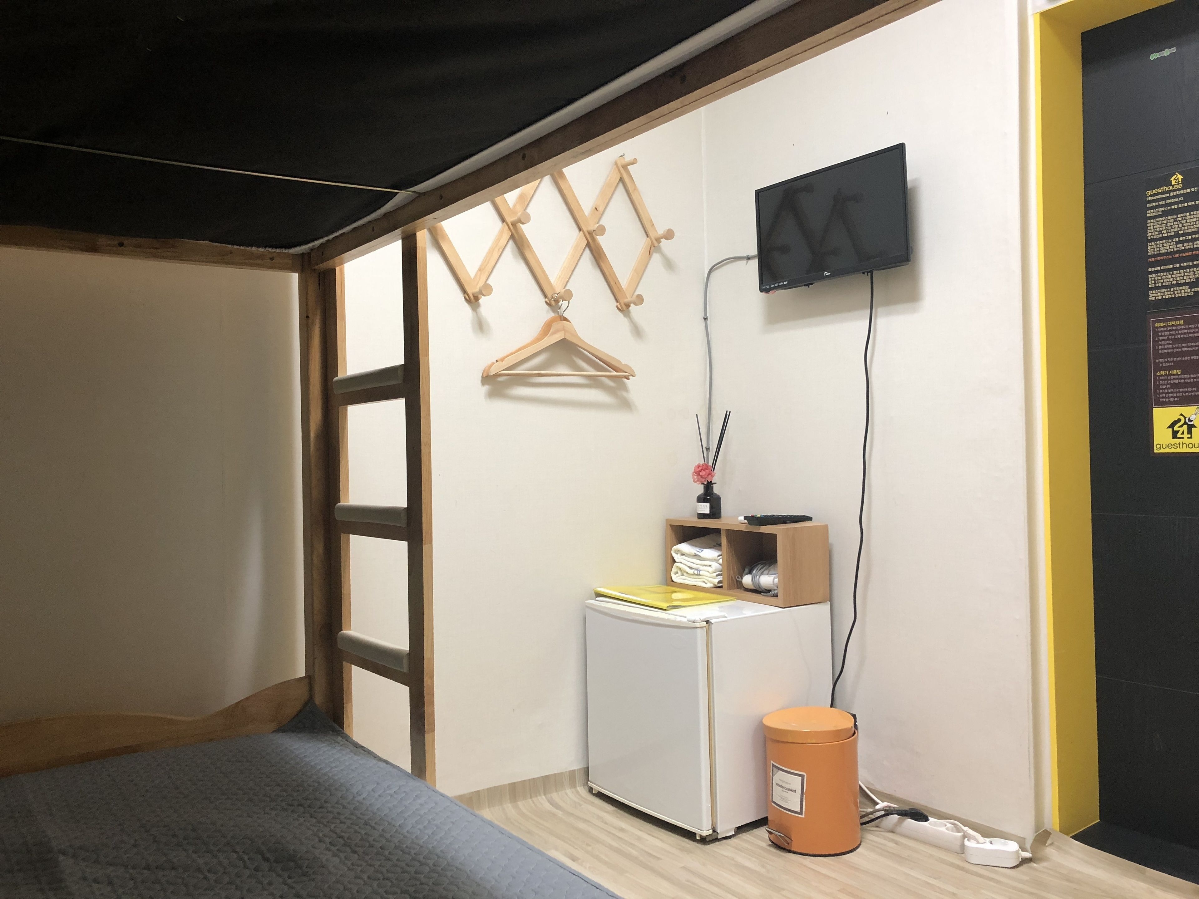 Premium bedding, blackout curtains, free WiFi