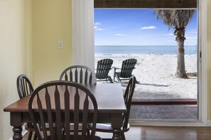 Living area - Sand Glo Villas (Indian Shores)