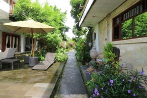 Property grounds - Oka Kartini Bungalows (Ubud)
