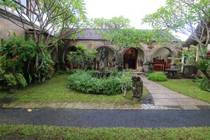 Garden - Oka Kartini Bungalows (Ubud)