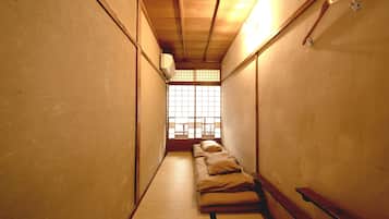 Traditional Double Room, Japanese Futon, Non Smoking, Balcony (Type B) | Individually decorated, free WiFi, bed sheets