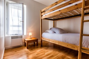 Comfort villa, 3 slaapkamers, terras | Geluiddichte muren, een strijkplank/strijkijzer, gratis babybedden