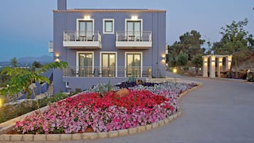 Front of property - evening/night