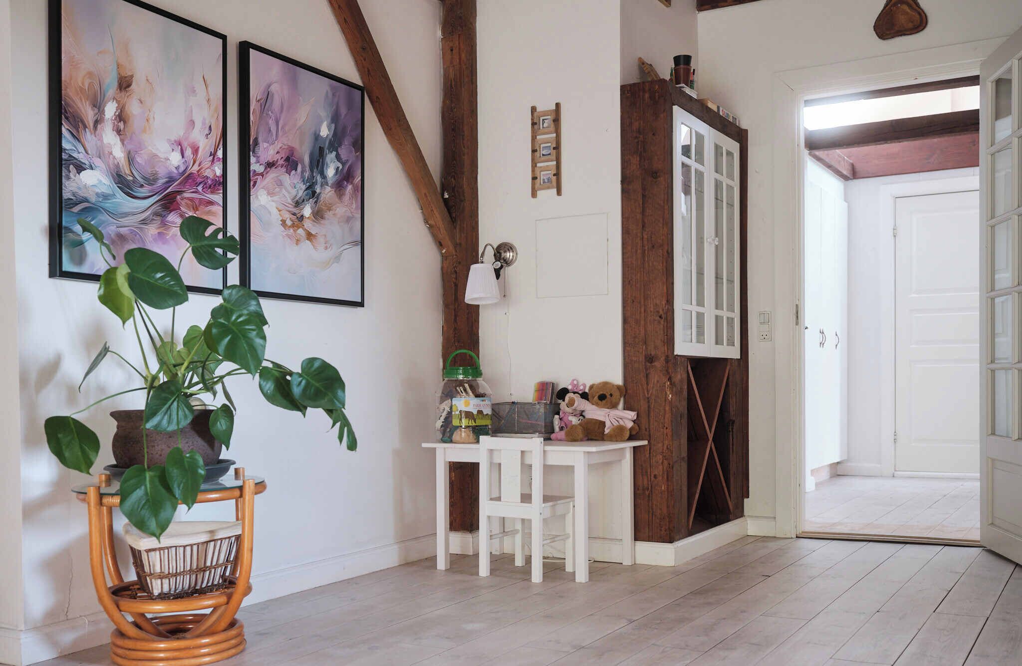 Familjelägenhet - 3 sovrum | Vardagsrum | Platt-tv, dvd-spelare, bordsfotboll och leksaker