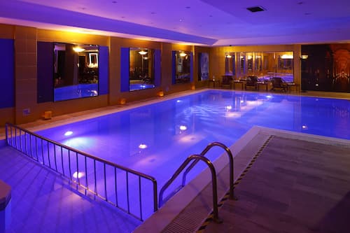 Piscina al coperto