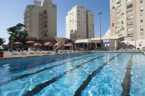 Outdoor pool - Hotel Galil (Netanya)
