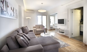 Dupleks, teras | Seprai katun Mesir, seprai premium, selimut bulu angsa, dan busa memori