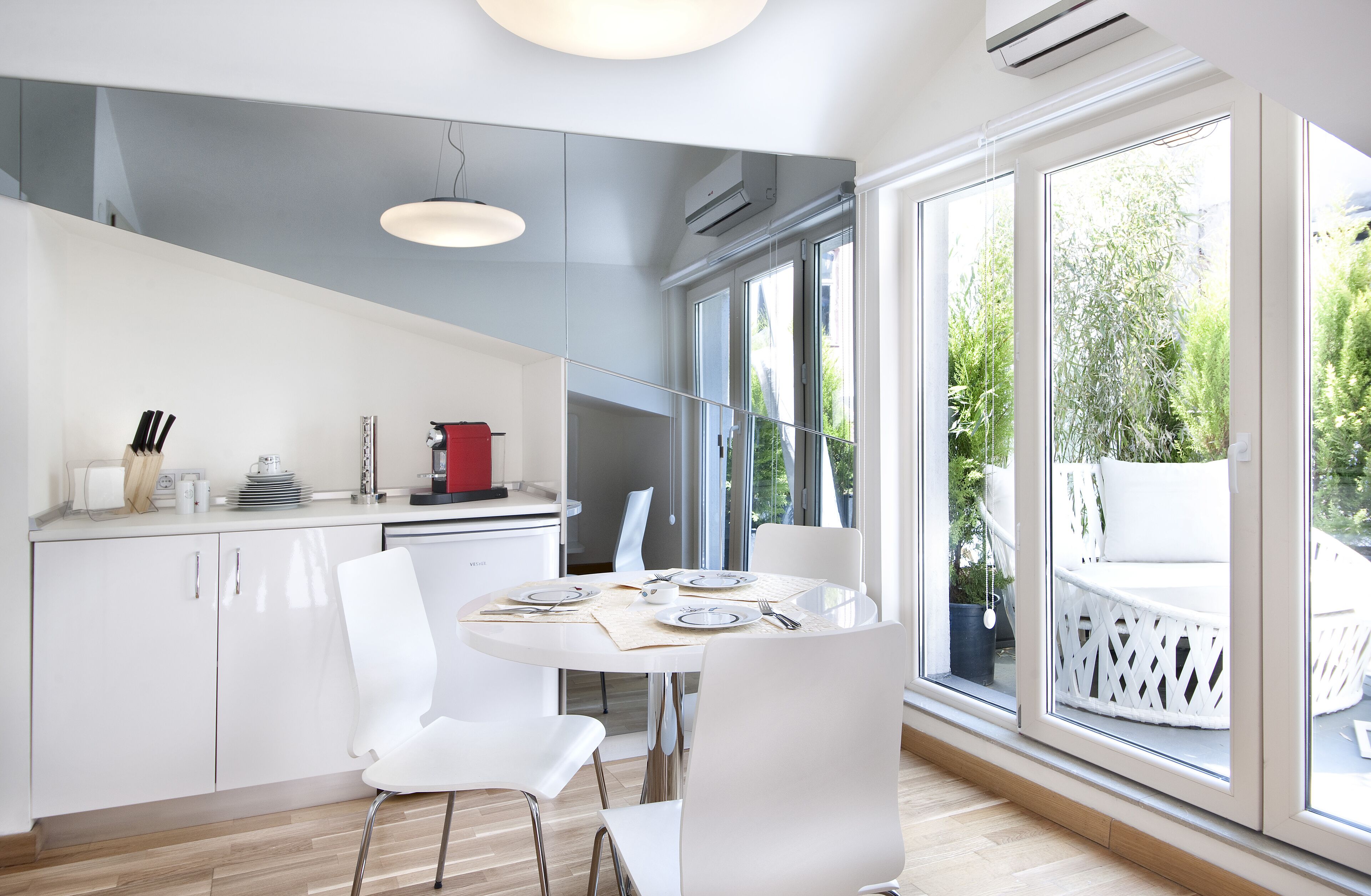 Suíte luxo | Cozinha privada | Frigobar, micro-ondas, cooktop, máquina de café expresso