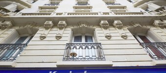 Kyriad Paris 18 - Porte de Clignancourt - Montmartre