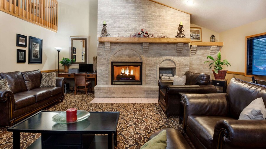 AmericInn by Wyndham Tomah