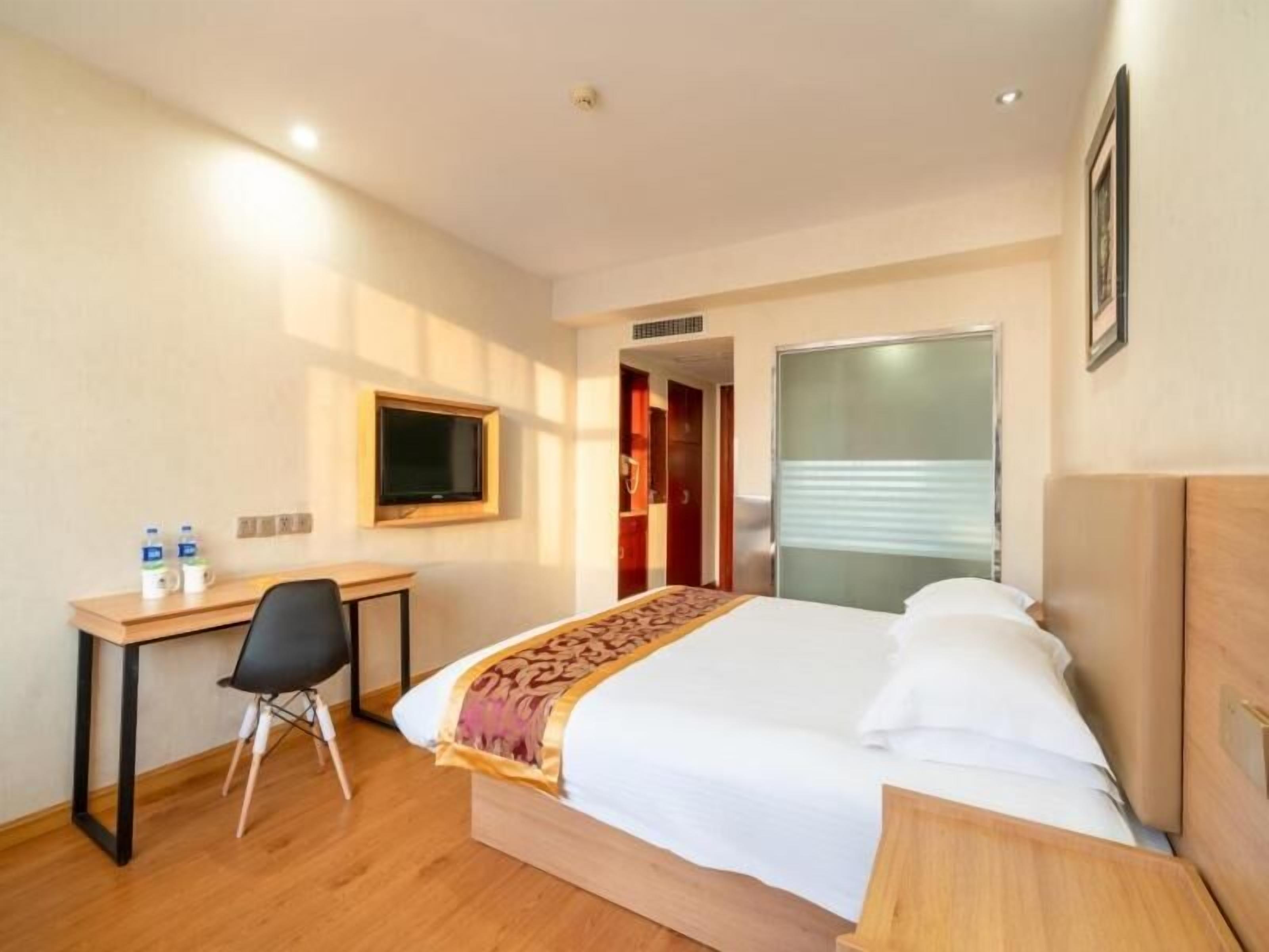 in-room safe, soundproofing, free wifi