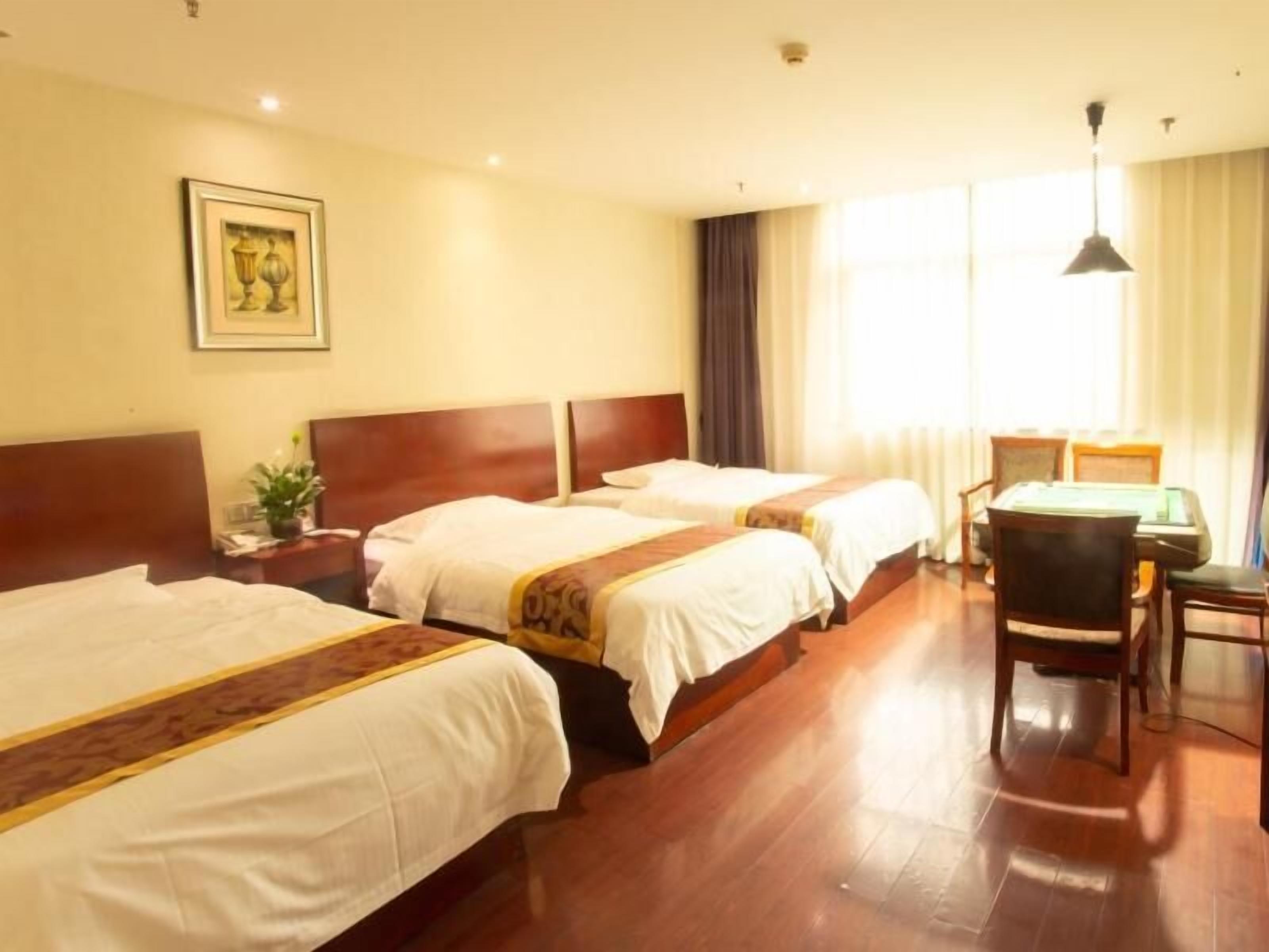 in-room safe, soundproofing, free wifi