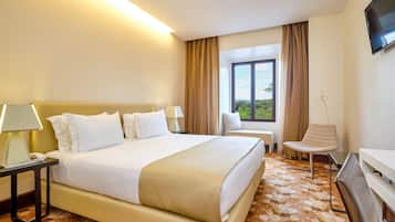 Ropa de cama de alta calidad y minibar