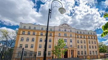 Bagian depan properti