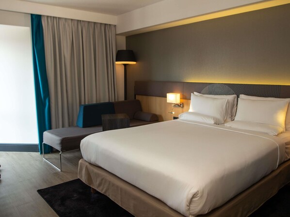 Superior Room, 1 Queen Bed with Sofa bed