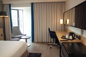 1 bedroom, minibar, in-room safe, desk