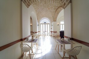 Free daily buffet breakfast - Hotel Adria (Bari)