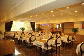 Restoran