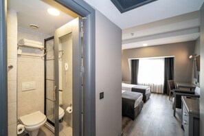 Standard Twin Room | View from room - Grand S Hotel (Istanbul)