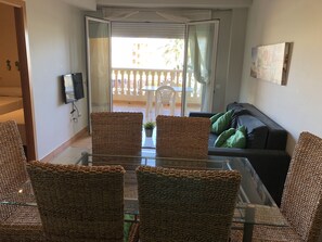 1 bedroom, blackout drapes, iron/ironing board, cribs/infant beds - Serviden Aquamarina (Denia)