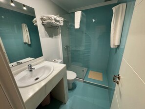 Appartement, 1 chambre | Salle de bain