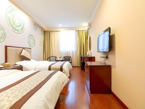 Desk, free wired Internet - Greentree Inn Zhenjiang Jurong New Bus Station Exp (Zhenjiang)