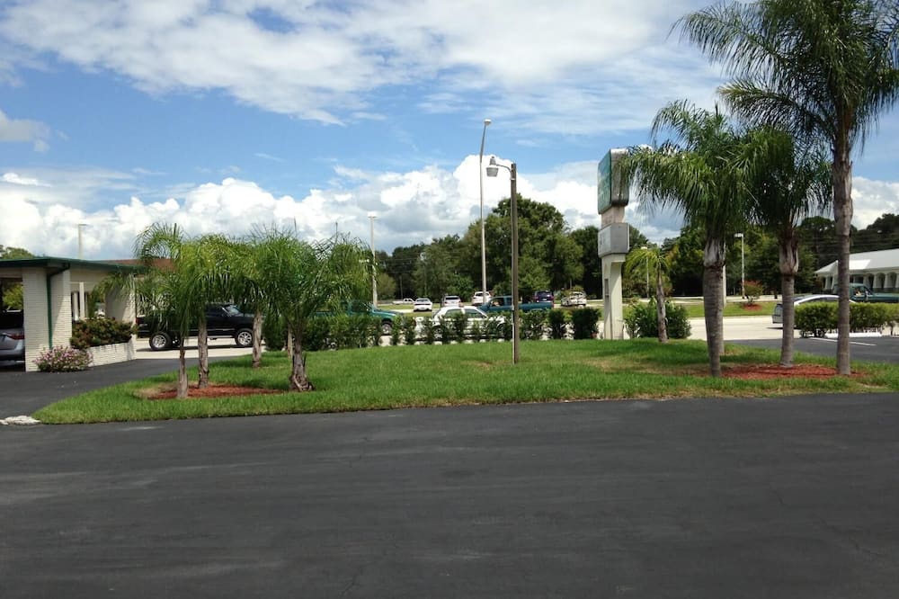 Economy Inn