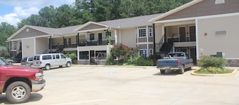 High Falls Inn and Suites