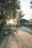 Entrada al alojamiento