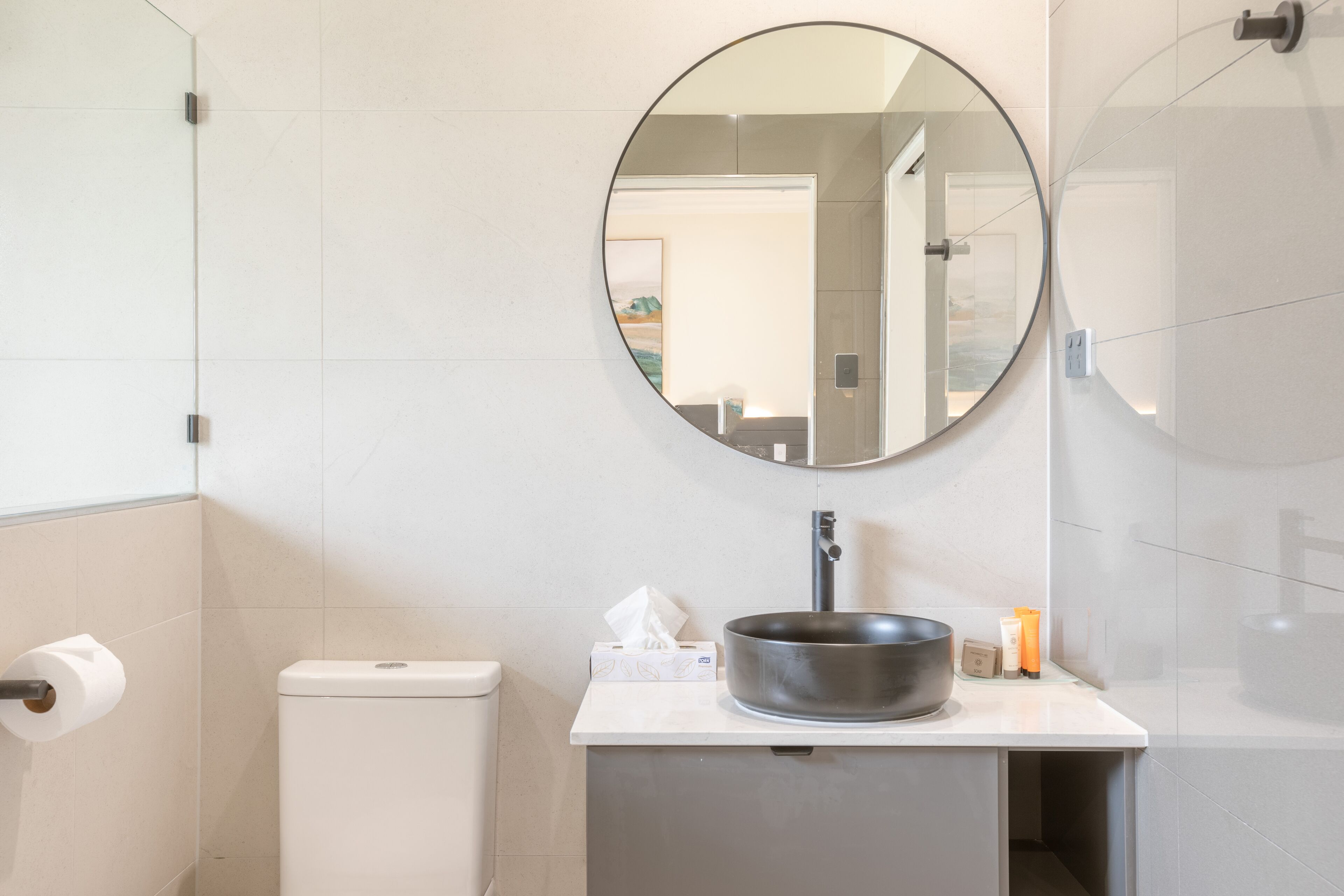 Photo - Coopers Colonial Motel