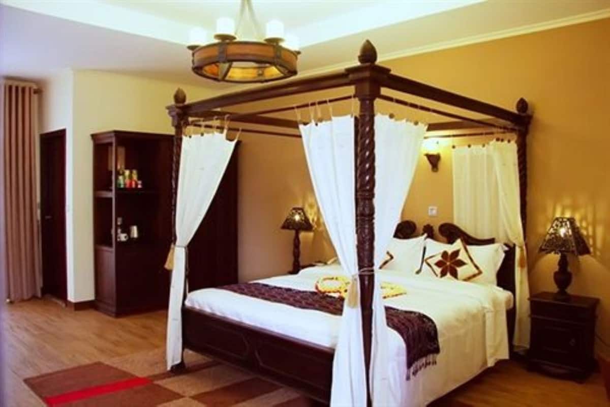 Deluxe Double Room, Pool View