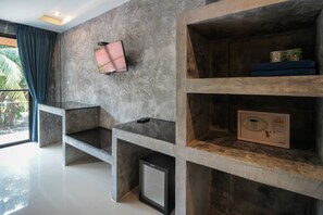 Garden Room | 고급 침구, 객실 내 금고, 무료 WiFi