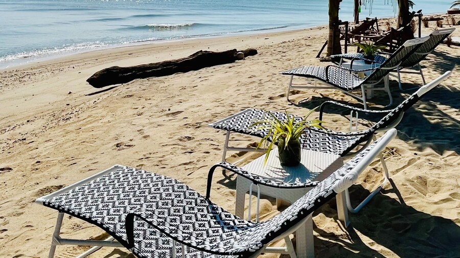 Sabaii Bay Resort