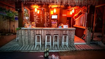 Bar (in der Unterkunft)