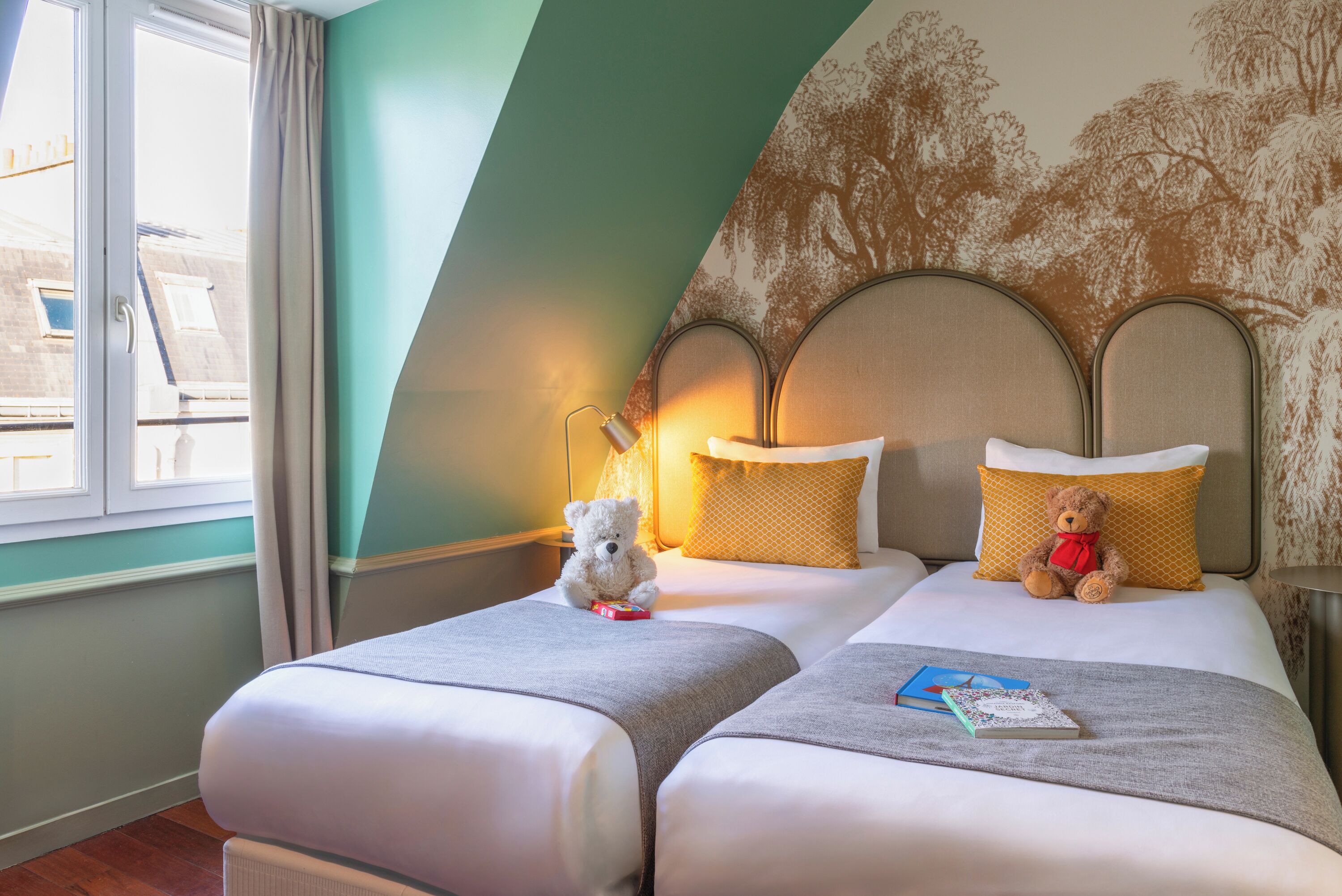 Apartamento, 2 quartos | Roupas de cama antialérgicas, cofres nos quartos, escrivaninha