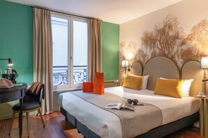 Studio | Hypo-allergenic bedding, in-room safe, desk, laptop workspace - Appart Hotel Avalon (Paris)