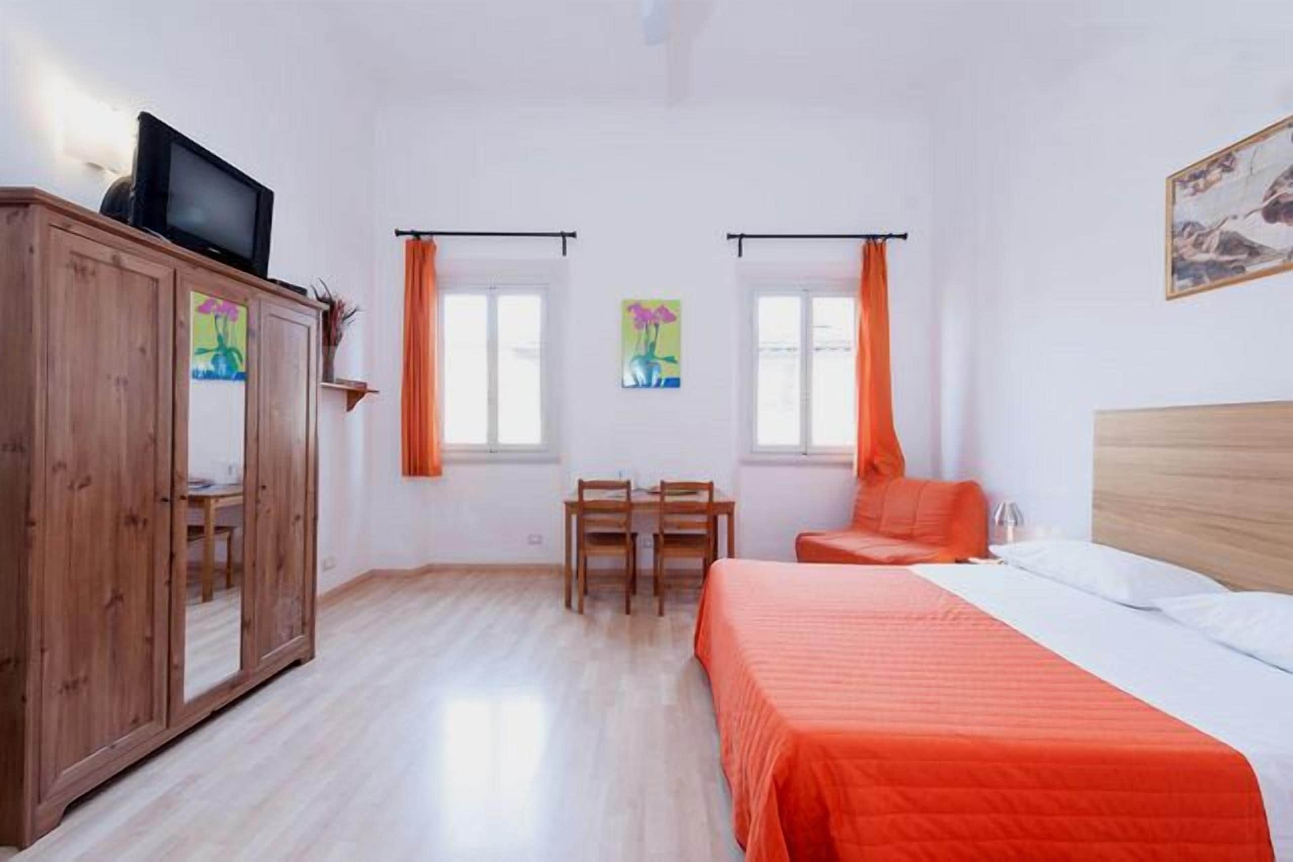 Copriletto in piuma, insonorizzazione, Wi-Fi gratuito