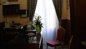 Lobby - Hotel Farini (Rome)