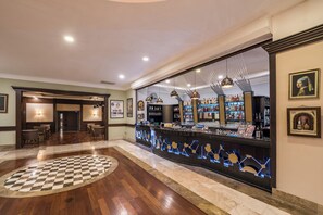 4 bars/lounges - Orange County Kemer (Kemer)